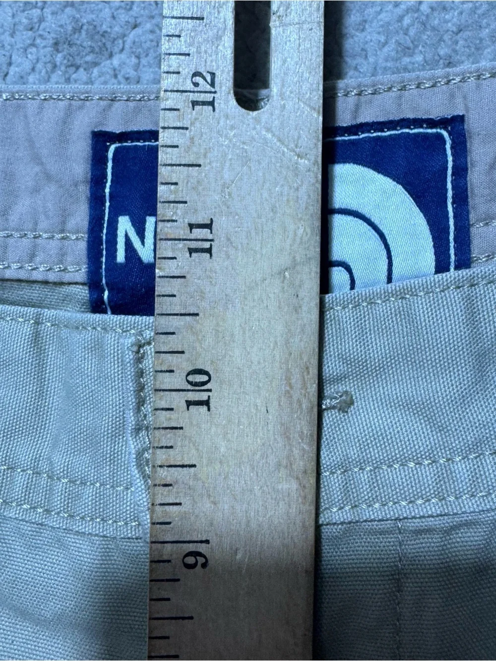 The North Face Shorts Mens 34 Beige Mid Rise Outdoor Cotton Summer Meas 34x10.5